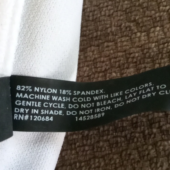 Hot Topic Turquoise Skull and Roses Ruffle Bandeau Swim Top - Picture 5 of 10